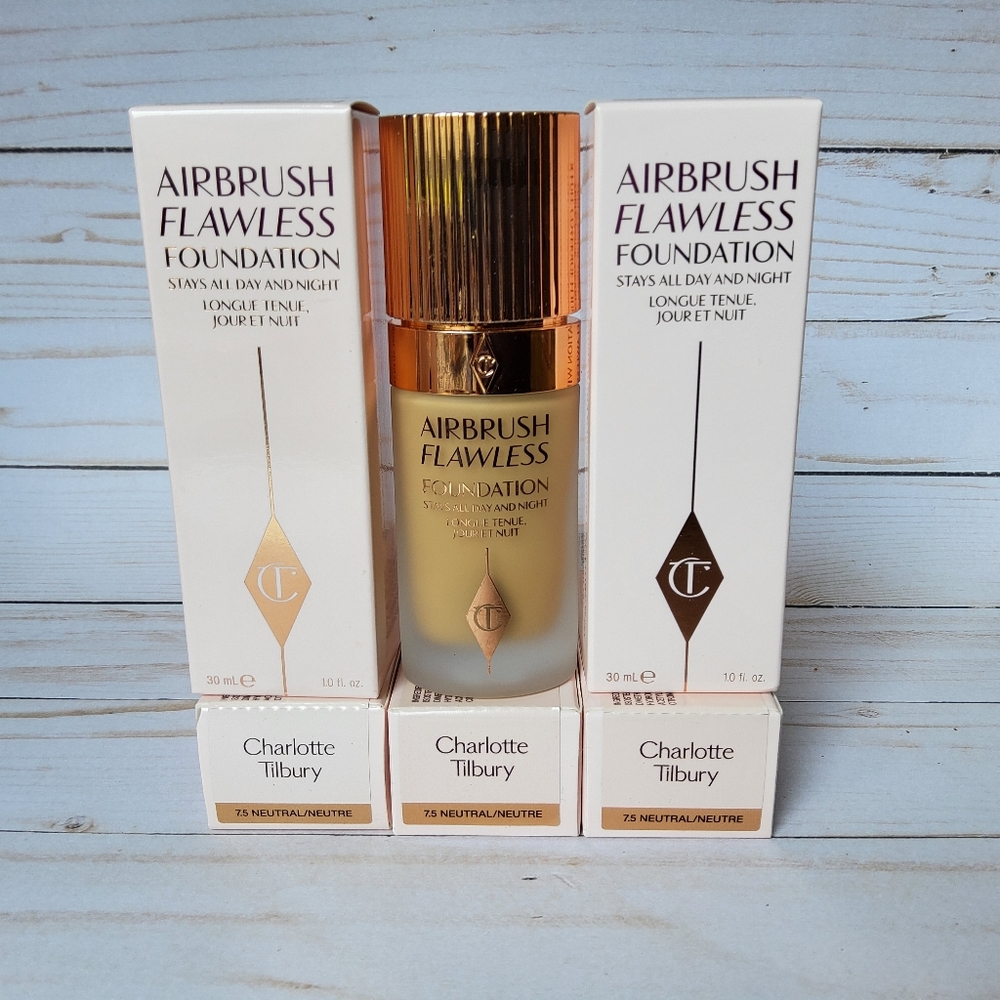 Charlotte Tilbury Airbrush Flawless Foundation #7.5 neutral